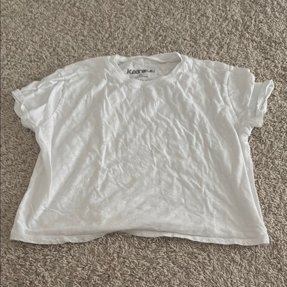 Katie J NYC White Cropped Short Sleeve Tee